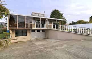 72 Melbourne Street, Windsor