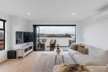 94A Ireland Road, Panmure