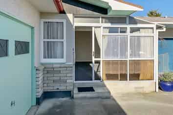 4b Neeve Road, Taradale