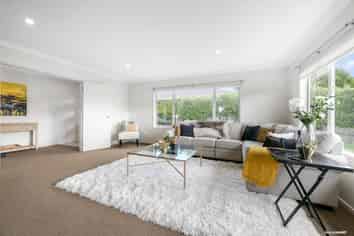 6 Neill Boak Place, Beachlands