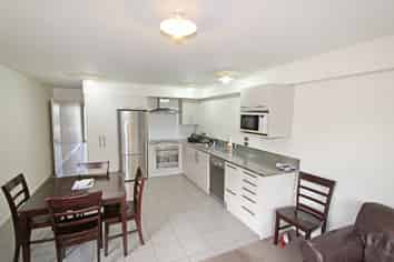 Room 1/6 Ethel Benjamin Place, North Dunedin