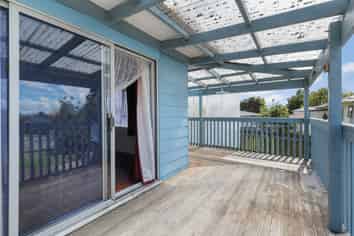 1/5 Astral Place, Clover Park