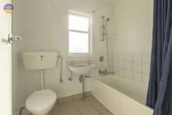 2/3 Merton Crescent, Pirimai