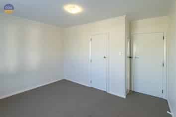 2/3 Merton Crescent, Pirimai