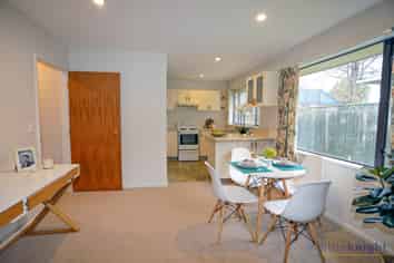 2/44 Division Street, Riccarton