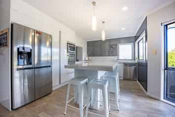 24 Kensington Terrace, Gulf Harbour