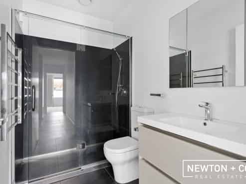 205/26B Racecourse Parade, Avondale