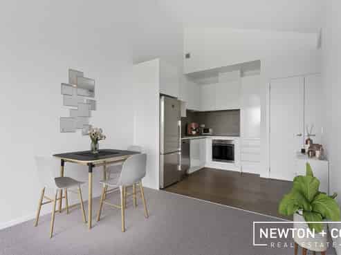 205/26B Racecourse Parade, Avondale