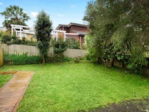 17a Arirang Rise, Pinehill