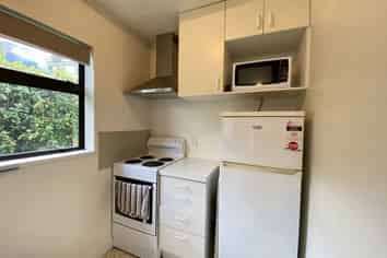 12345 Henry Street, Queenstown Central