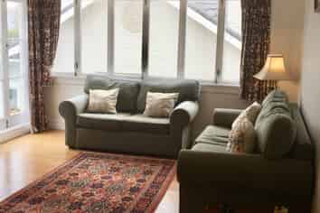 2/30 St Georges Bay Road, Parnell