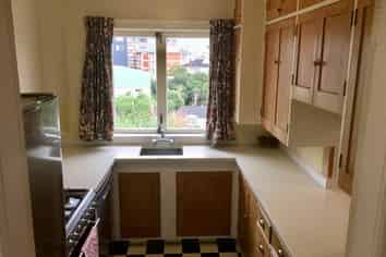 2/30 St Georges Bay Road, Parnell