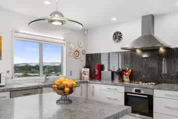 11A Lynley Park Drive, Omokoroa