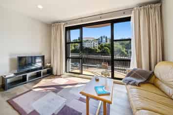 4Q/154 The Terrace, Wellington Central
