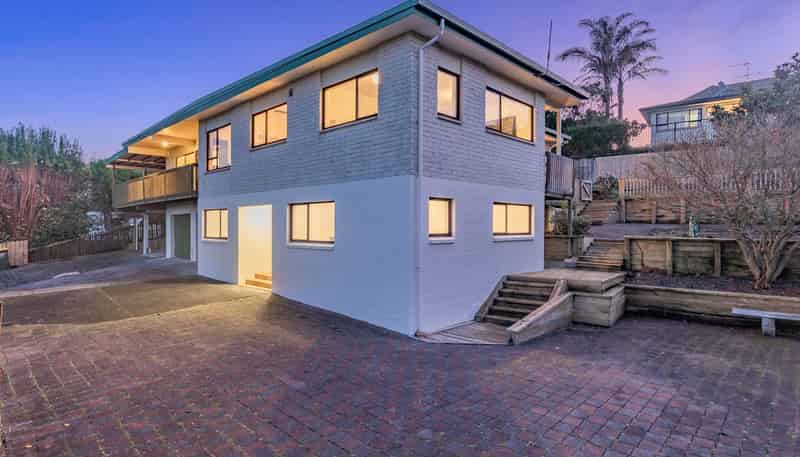 89 Chelsea View Drive, Chatswood