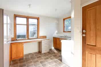 44 Bright Crescent, Maraenui