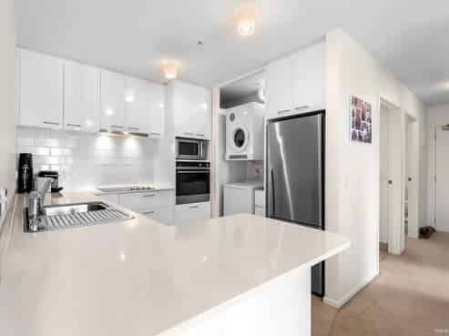 2/100 Edinburgh Street, Pukekohe