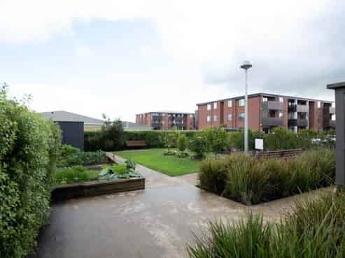 2/100 Edinburgh Street, Pukekohe