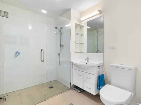 2/100 Edinburgh Street, Pukekohe