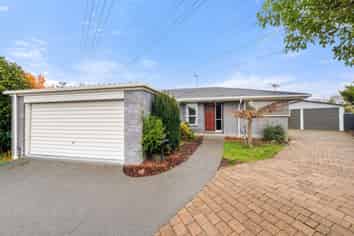 15 Algie Place, Avonhead