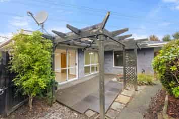 15 Algie Place, Avonhead