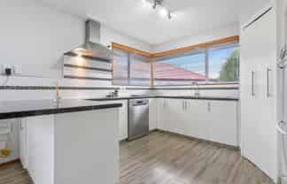 15 Algie Place, Avonhead