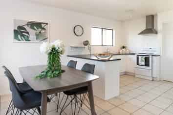 23/6B The Drive, Red Hill