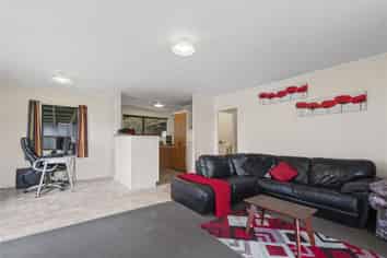 48A Dickens Street, Owhata