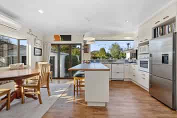 78 Enderley Avenue, Enderley