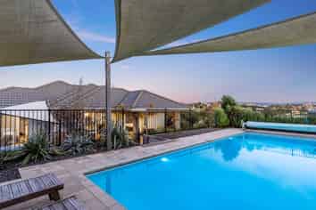 10 Tralee Street, Omokoroa