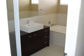 27 Topland Drive, Flat Bush