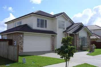 27 Topland Drive, Flat Bush