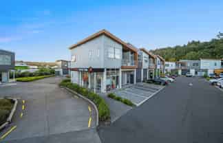 Quality Live/Work Unit in the Heart of Albany