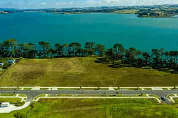 10 and 14 Mclarin Road, Glenbrook