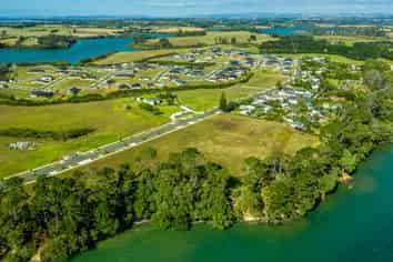 10 and 14 Mclarin Road, Glenbrook