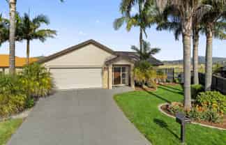 31 Bucklands Crescent, 