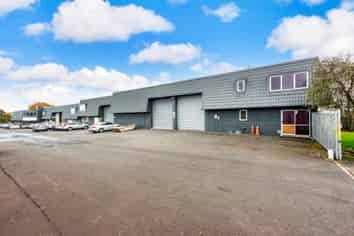 Invest or Occupy in East Tamaki