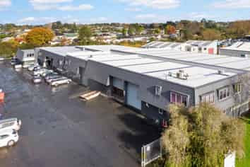 Invest or Occupy in East Tamaki