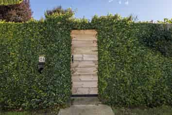 12A Tomoana Road, Mahora