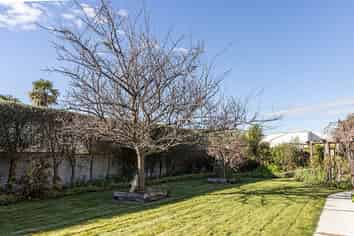 12A Tomoana Road, Mahora