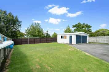 10 Court Crescent, Panmure