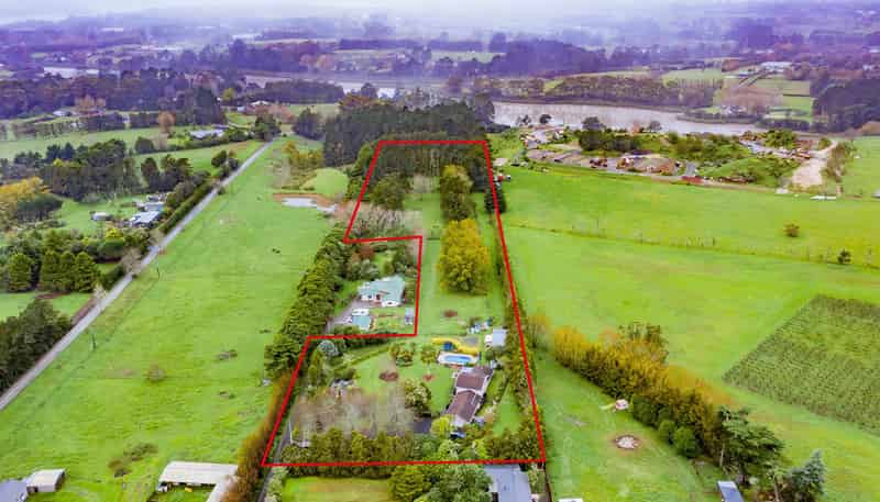 1403 Coatesville-Riverhead Highway, Riverhead