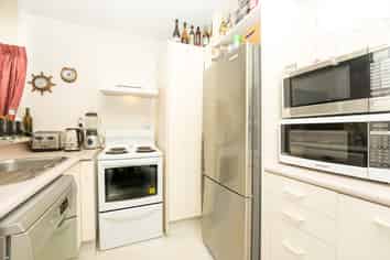 4/7 Raroa Road, Lower Hutt