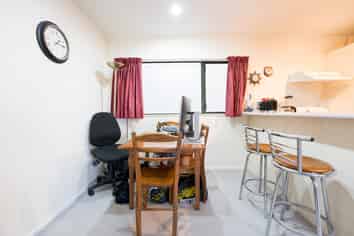 4/7 Raroa Road, Lower Hutt