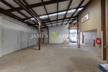 Small Onehunga Industrial Unit | Available Now