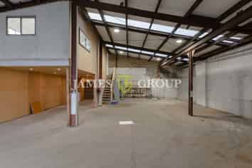 Small Onehunga Industrial Unit | Available Now