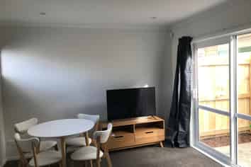 10/10 Burrows Place, Frankton