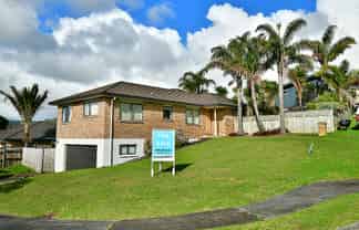 1 Empressa Heights, Helensville