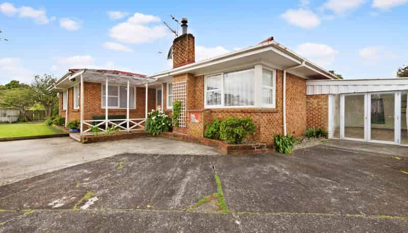 34 Tiraumea Drive, Pakuranga