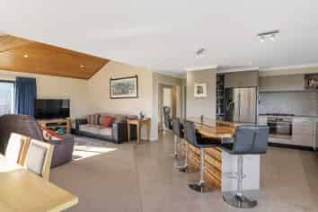 25 Pateke Way, Paraparaumu Beach